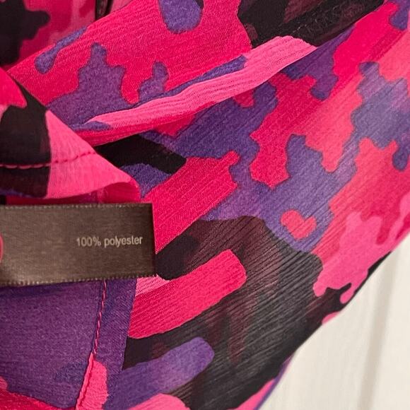 The Limited Pink Camo Chiffon Semi Sheer Long Sleeve Top Lightweight NWT - Picture 5 of 6